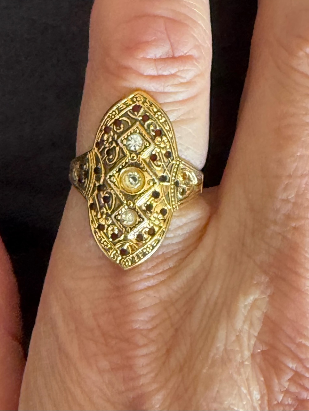 Vintage Gold-Tone Ornate Statement Ring – Intricate Filigree Design size 9